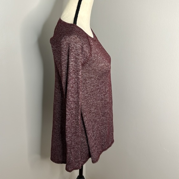 Hollister Women’s Purple/Burgundy Long Sleeve Top Sz M - Picture 2 of 4